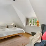 Dornroeschen 1 Apartamento Steinberg (Schleswig-Holstein)