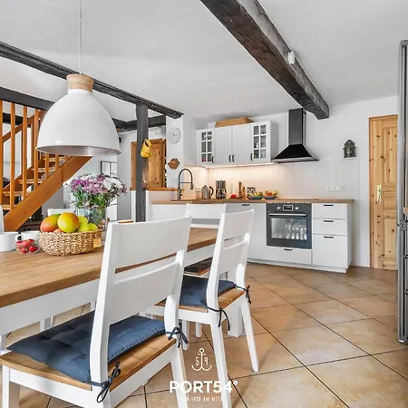 Dornroeschen 1 * Steinberg (Schleswig-Holstein)