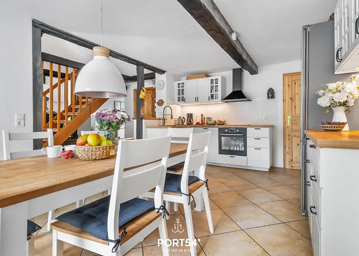 Dornroeschen 1 * Steinberg (Schleswig-Holstein)