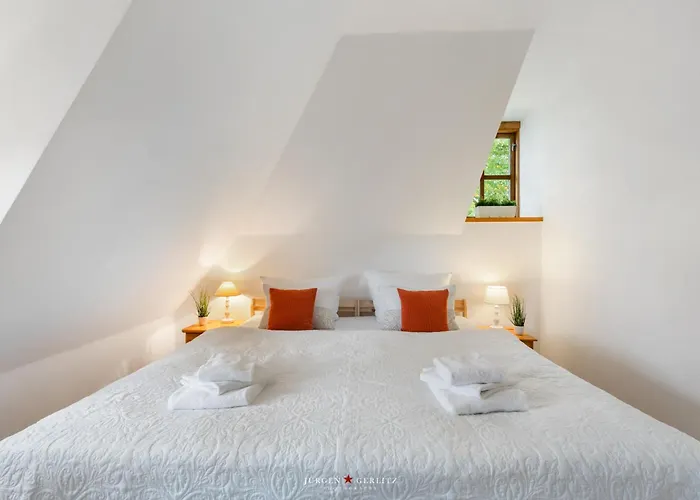 Dornroeschen 1 * Steinberg (Schleswig-Holstein)